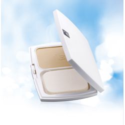 X3超瞬白精華粉餅SPF25/PA+++