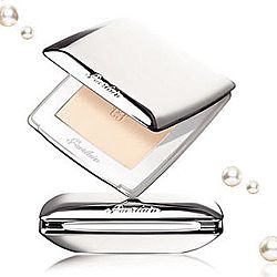 珠貝光綻白鏡面粉餅SPF35 PA++