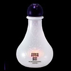 水娃娃爽膚精華水