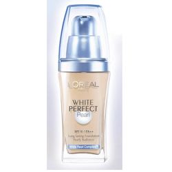 全新完美淨白光采珍珠粉底液SPF18/PA++