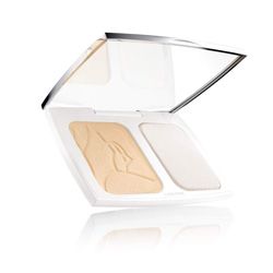 光感奇蹟保濕水粉餅SPF20 / PA++