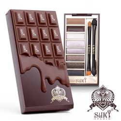 奇幻樂園甜蜜的下午茶(絲絨黑巧克力三效眼彩盤)