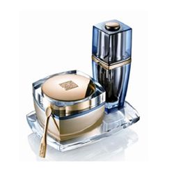 白金級冰河琉金再生密碼眼部尊寵眼霜/精萃油