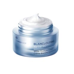 集水透白雲朵霜