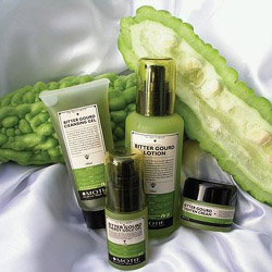 翠玉苦瓜晶瑩洗顏膠